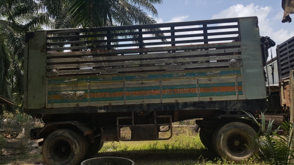 ISUZU FXZ 240 ยินดีแยกขาย หัว/หางคะ