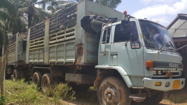 ISUZU FXZ 240 ยินดีแยกขาย หัว/หางคะ