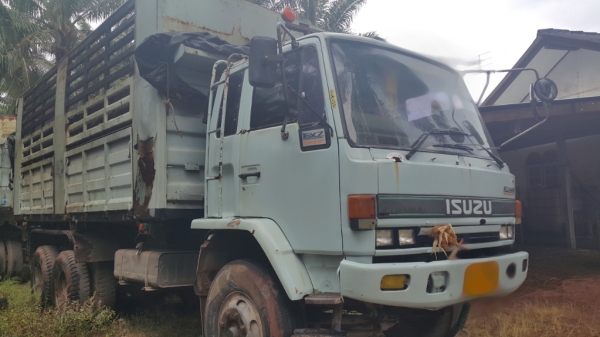 ISUZU FXZ 240 ยินดีแยกขาย หัว/หางคะ