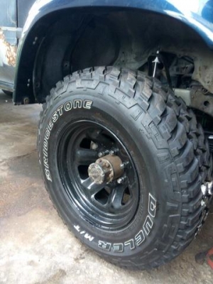 LN85 4X4  หัวเดี่ยวกะบะลอย  ไฟหน้า ไฟท้าย LED สแตนเลส เครื่อง 2L turbo D ตัวนอกแท้  ทำสีใหม่แยกชิ้นทั้งคัน ทะเบียนไม่ขาด  ทำเสร็จไม่ค่อยได้ใช้งาน