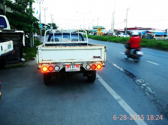 LN85 4X4  หัวเดี่ยวกะบะลอย  ไฟหน้า ไฟท้าย LED สแตนเลส เครื่อง 2L turbo D ตัวนอกแท้  ทำสีใหม่แยกชิ้นทั้งคัน ทะเบียนไม่ขาด  ทำเสร็จไม่ค่อยได้ใช้งาน