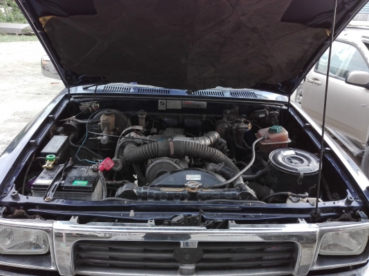 LN85 4X4  หัวเดี่ยวกะบะลอย  ไฟหน้า ไฟท้าย LED สแตนเลส เครื่อง 2L turbo D ตัวนอกแท้  ทำสีใหม่แยกชิ้นทั้งคัน ทะเบียนไม่ขาด  ทำเสร็จไม่ค่อยได้ใช้งาน