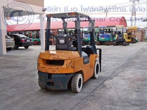 ขายรถ โฟล์คลิฟท์ TOYOTA รุ่น 7-FD25