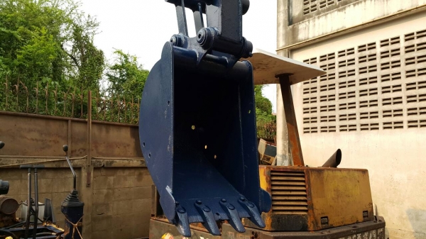 ขาย รถขุด KOMATSU รุ่น PC40-3- มือสองญี่ปุ่น แทร็กเหล็ก สลักแน่นทั้งคัน อะไหล่หาง่าย สนใจ ติดต่อ มือถือ/LINE ID :0818753444 ขาย รถขุด KOMATSU รุ่น PC40-3- มือสองญี่ปุ่น แทร็กเหล็ก สลักแน่นทั้งคัน อะไหล่หาง่าย สนใจ ติดต่อ มือถือ/LINE ID :0818753444