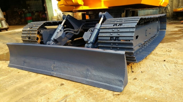 ขาย รถขุด KOMATSU รุ่น PC40-3- มือสองญี่ปุ่น แทร็กเหล็ก สลักแน่นทั้งคัน อะไหล่หาง่าย สนใจ ติดต่อ มือถือ/LINE ID :0818753444 ขาย รถขุด KOMATSU รุ่น PC40-3- มือสองญี่ปุ่น แทร็กเหล็ก สลักแน่นทั้งคัน อะไหล่หาง่าย สนใจ ติดต่อ มือถือ/LINE ID :0818753444