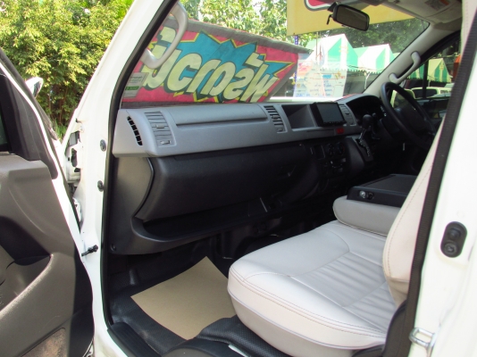 *รถตู้มือสอง* เกียร์ ออโต้แท้ออกห้าง 2.7 CNG ปี 11 ราคา 809,000 ออกรถ 100,000เท่านั้น โทรเลย 092-785-6667 *รถตู้มือสอง* เกียร์ ออโต้แท้ออกห้าง 2.7 CNG ปี 11 ราคา 809,000 ออกรถ 100,000เท่านั้น โทรเลย 092-785-6667