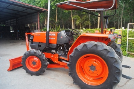 ขายรถไถKubota L4508DI (4WD) พร้อมใบมีดหน้า