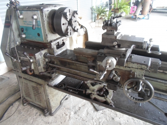แท่นกลึง 6 ฟุต ไต้หวัน ยี่ห้อ เปียงเหลียง 3 เพลา เกียร์บล็อก พร้อมใช้งาน สภาพสวย ๆ ด่วน !!! 87,000