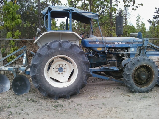 ขายรถไถฟอร์ด6610สองเพลาพร้อมใช้งานเอกสารซื้อขายราคา450000