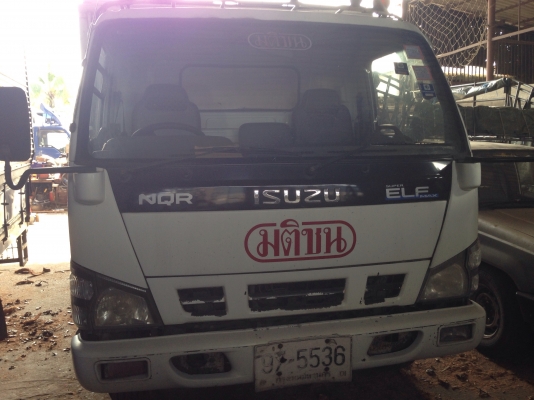 ขายรถ 6 ล้อ อีซูซุ NQR ปี 2549 เครื่อง 150 แรง ตู้ยาว 5.50 เมตร