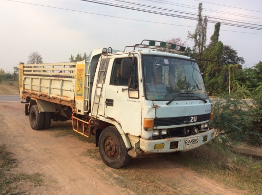 ISUZU6ล้อ ROCKYดั้ม (FRR ) ครัทชีสวยจัด เครื่อง175แรง พวงมาลัยเพาเวอ เบรคจิ๊ฟี่ ยาง 825ขอบ16 (ภาษีไม่ขาด) ขาย 475,000 บาท