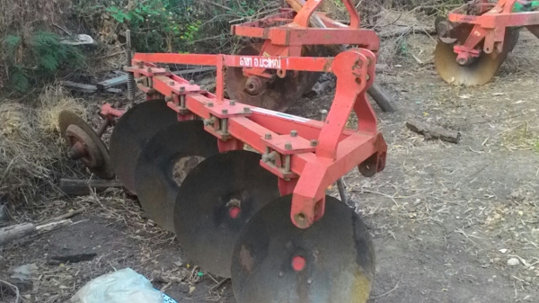 ผานบุกเบิกตราช้างครับสวยยังไม่ล้างพึ่งไถนามาใช้งานอยู่ครับลดไป27000ครับ