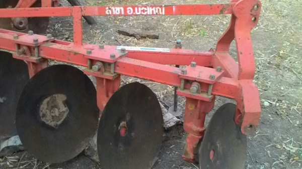 ผานบุกเบิกตราช้างครับสวยยังไม่ล้างพึ่งไถนามาใช้งานอยู่ครับลดไป27000ครับ