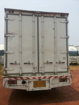 ขายด่วนครับ NQR 150 ยาว 5.5m. ปี 54 ตู้ 3 บาน รถสวยครับ สามารถ เปลี่ยนสัญญา ส่งต่อได้ ครับ