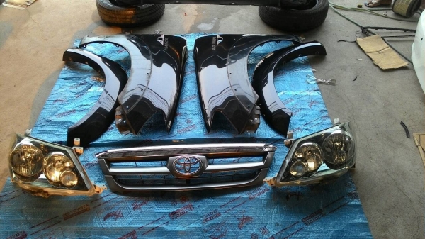 ฝากระโปรงหน้าฟอจูเนอร์สีดำ ของแท้ถอดพร้อมใช้งาน ฝากระโปรงหน้าฟอจูเนอร์สีดำ ของแท้ถอดพร้อมใช้งาน