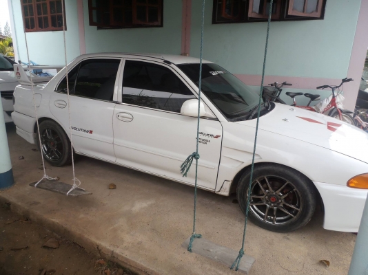 ขาย mitsu-ecar ปี 95 สีขาว ขาย mitsu-ecar ปี 95 สีขาว