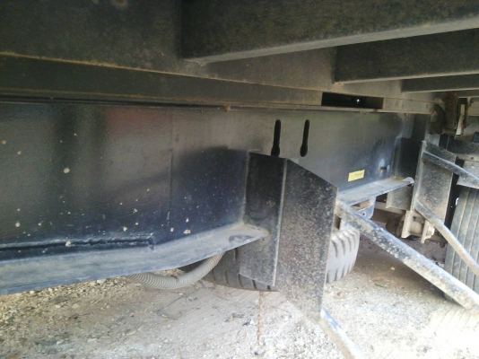 รถฮีโน่ 10 ล้อดั้ม 260 แรงม้า. ปี 49  ( ขายแม่ , ลูก. )   สนใจติดต่อ 081 - 6079515