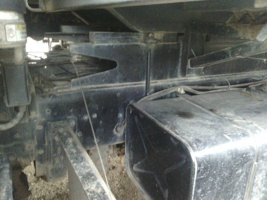 รถฮีโน่ 10 ล้อดั้ม 260 แรงม้า. ปี 49  ( ขายแม่ , ลูก. )   สนใจติดต่อ 081 - 6079515