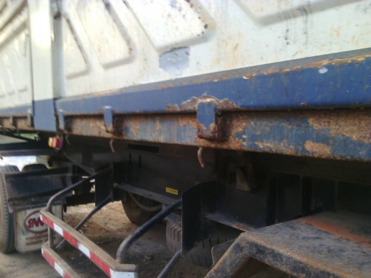 รถฮีโน่ 10 ล้อดั้ม 260 แรงม้า. ปี 49  ( ขายแม่ , ลูก. )   สนใจติดต่อ 081 - 6079515