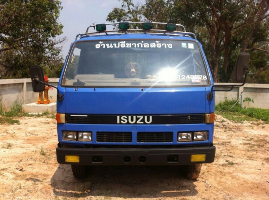 ISUZU. NPR59L