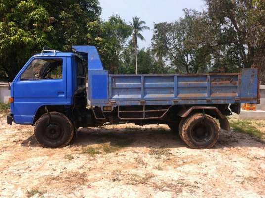 ISUZU. NPR59L