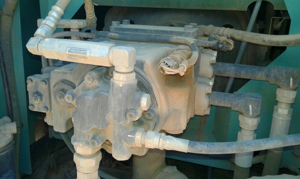 รถแบคโฮ KOBELCO SK - 140 ( ซูปเปอร์ X / รถทำงาน 6,600 ชม. ) สนใจติดต่อ 081 - 6079515 รถแบคโฮ KOBELCO SK - 140 ( ซูปเปอร์ X / รถทำงาน 6,600 ชม. ) สนใจติดต่อ 081 - 6079515