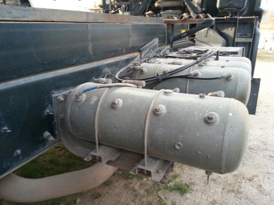 รถอีซูซุ 10 ล้อดั้ม FXZ 360 แรงม้า. ปี 52 - ปี 53.   ( ขายแม่ , ลูก. )   ( * ขายคู่. )   ( รถวิ่ง 4xx,xxx กว่า กม. - รถวิ่ง 3xx,xxx กว่า กม.  )    สนใจติดต่อ  081 - 6079515