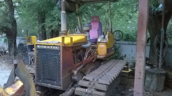 ขายด่วน รถแทรคเตอร์ d 20 - 6