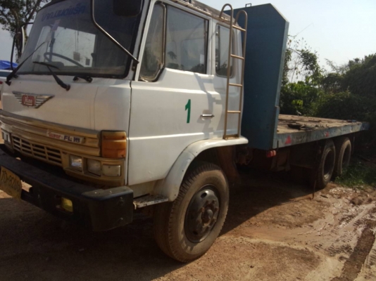 ขาย10ล้อพื้นเรียบเพลาเดียวและสองเพลาบางคัน 10คัน