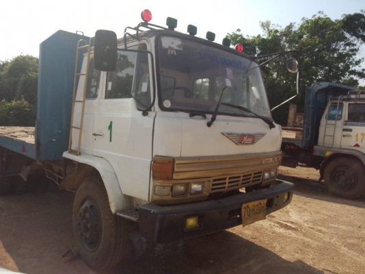 ขาย10ล้อพื้นเรียบเพลาเดียวและสองเพลาบางคัน 10คัน