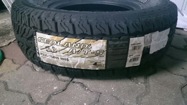 yokohama a/t-s 235/75 r15 มีเส้นเดียว