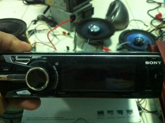 SONY DSX-S210X 24Bit 4V USB IPOD FMไทย AUX ช่องใส่IPOD กราฟฟิกหน้าจอ 3ปรีเอ้า คุมกล่องCD มือ2 ญี่ปุ่น