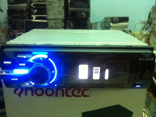 SONY DSX-S210X 24Bit 4V USB IPOD FMไทย AUX ช่องใส่IPOD กราฟฟิกหน้าจอ 3ปรีเอ้า คุมกล่องCD มือ2 ญี่ปุ่น