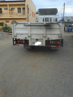 ขายรถบรรทุก 4 ล้อใหญ่ ISUZU NMR 130 แรงม้าปี 2556 ขายดาวน์ 350000