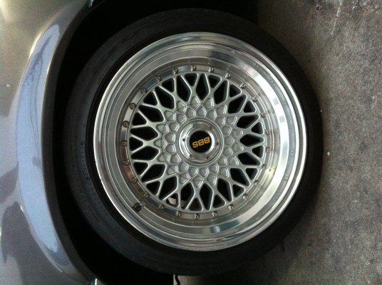 bbs 16 กว้าง9 พร้อมยาง niito