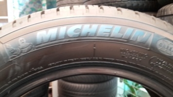 ขายยาง185/60/15 ยางMICHELIN  ENEREY  XM2  ปี 14 (1ชุด )
