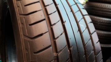 ขายยาง185/55/15 ยาง DUNLOP SP SPORT 230 ปี 12 ( 1ชุด )