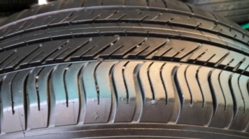 ขายยาง175/65/15 ยางMICHELIN  ENEREY  XM1  ปี 12 (1ชุด )