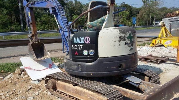 MITSUBISHI   MM30-2CRรถสวยพร้อมใช้ราคา285,000