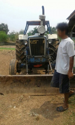 ***ขายแล้วครับขอบคุณ Truck2hand ขาย FORD-77 (5500) รถไถ1เพลา FORD 77 (5500) T3 ตัวเต็ม ปี37 เครื่องเดิม เกียร์เดิม เครื่องT3 เสื้อเรียบ เครื่องดี สตาร์ทง่าย แน่นดี แรงดี เกียร์ดี เข้าง่าย ไม่หลุด ช่วงล่างดี แน่น ท้ายเดิม แน่น ไม่แตกไม่ร้