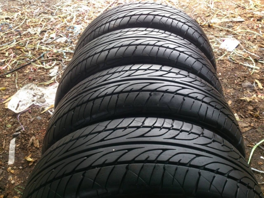 ขายแม็ก โตโยต้า ไทเกอร์ 5รูขอบ15 พร้อมยางDUNLOP 205/65R15 ยางปี11 ดอกยางนิ่มลึกเท่ากันไม่แตกลายไม่ร้าวไม่กินข้างใช้งานน้อยสวยๆ จำนวน 1 ชุด ขายแม็ก โตโยต้า ไทเกอร์ 5รูขอบ15 พร้อมยางDUNLOP 205/65R15 ยางปี11 ดอกยางนิ่มลึกเท่ากันไม่แตกลายไม่ร้าวไม่กินข้างใช้งานน้อยสวยๆ จำนวน 1 ชุด