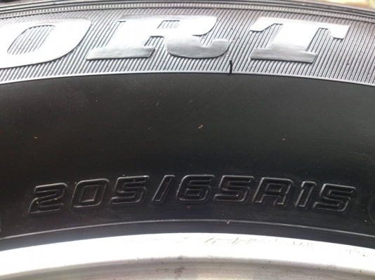 ขายแม็ก โตโยต้า ไทเกอร์ 5รูขอบ15 พร้อมยางDUNLOP 205/65R15 ยางปี11 ดอกยางนิ่มลึกเท่ากันไม่แตกลายไม่ร้าวไม่กินข้างใช้งานน้อยสวยๆ จำนวน 1 ชุด ขายแม็ก โตโยต้า ไทเกอร์ 5รูขอบ15 พร้อมยางDUNLOP 205/65R15 ยางปี11 ดอกยางนิ่มลึกเท่ากันไม่แตกลายไม่ร้าวไม่กินข้างใช้งานน้อยสวยๆ จำนวน 1 ชุด