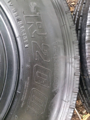 ขายยางถอดป้ายแดง 700R16 พร้อมกะทะเหล็ก 6 รูขอบ16 ยางบริดสโตน 700R16 ยางสัปดาห์ที่48ปี14 ตุ่มหน้ายางสีอยู่ครบใหม่ๆ จำนวน 5 เส้น ขายยางถอดป้ายแดง 700R16 พร้อมกะทะเหล็ก 6 รูขอบ16 ยางบริดสโตน 700R16 ยางสัปดาห์ที่48ปี14 ตุ่มหน้ายางสีอยู่ครบใหม่ๆ จำนวน 5 เส้น