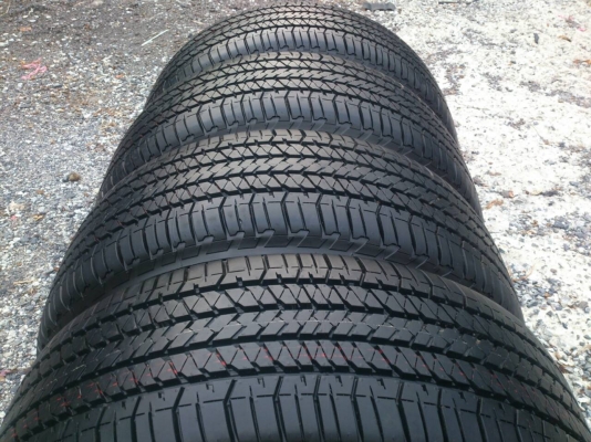 ขายแม็กพร้อมยางป้าย ฟอร์ดเรนเจอร์ 6 รูขอบ18 ยางบริดสโตน265/60R18 ยางสัปดาห์ที่51ปี14 ตุ่มยางสีอยู่ครบใหม่มาก 1 ชุด ขายแม็กพร้อมยางป้าย ฟอร์ดเรนเจอร์ 6 รูขอบ18 ยางบริดสโตน265/60R18 ยางสัปดาห์ที่51ปี14 ตุ่มยางสีอยู่ครบใหม่มาก 1 ชุด