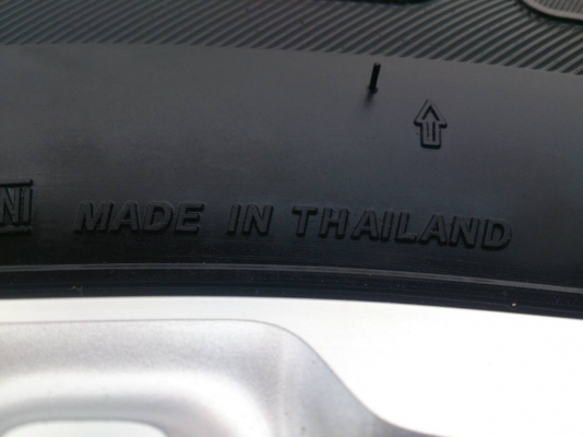 ขายแม็กพร้อมยางป้าย ฟอร์ดเรนเจอร์ 6 รูขอบ18 ยางบริดสโตน265/60R18 ยางสัปดาห์ที่51ปี14 ตุ่มยางสีอยู่ครบใหม่มาก 1 ชุด ขายแม็กพร้อมยางป้าย ฟอร์ดเรนเจอร์ 6 รูขอบ18 ยางบริดสโตน265/60R18 ยางสัปดาห์ที่51ปี14 ตุ่มยางสีอยู่ครบใหม่มาก 1 ชุด