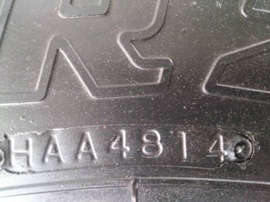 ขายยางถอดป้ายแดง 700R16 พร้อมกะทะเหล็ก 6 รูขอบ16 ยางบริดสโตน 700R16 ยางสัปดาห์ที่48ปี14 ตุ่มหน้ายางสีอยู่ครบใหม่ๆ จำนวน 5 เส้น ขายยางถอดป้ายแดง 700R16 พร้อมกะทะเหล็ก 6 รูขอบ16 ยางบริดสโตน 700R16 ยางสัปดาห์ที่48ปี14 ตุ่มหน้ายางสีอยู่ครบใหม่ๆ จำนวน 5 เส้น