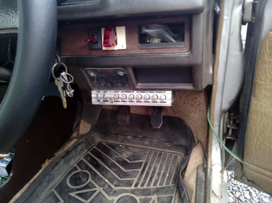 323 ซีดาน เครื่องดี1.3 ประหยัด แอร์เย็นสีได้ เพลงกะหึ่ม!ภาษี58 323 ซีดาน เครื่องดี1.3 ประหยัด แอร์เย็นสีได้ เพลงกะหึ่ม!ภาษี58