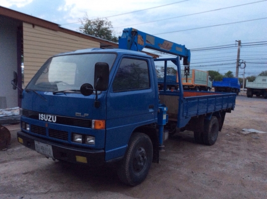 ขาย NPR ติดเครน 3ตัน เอกสารพร้อม รถพร้อมใช้