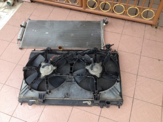 หม้อน้ำ NISSAN TEANA ติดพัดลมเเผงเเอร์ของเก่าญี่ปุ่นสภาพตามรูปครับ