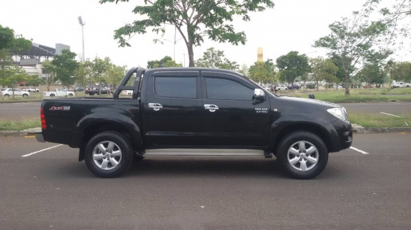 ขายรถบ้าน vigo 2.7 เบนซินตัว 4wd